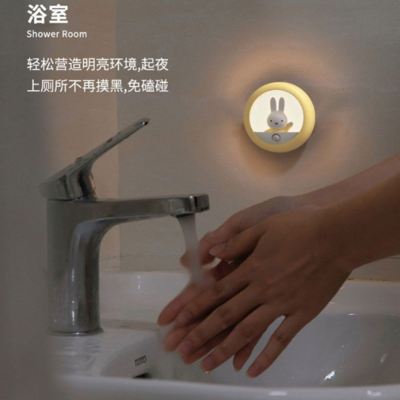 Lampada da notte creativa pers - Home Cinema Lighting recensione e prezzo